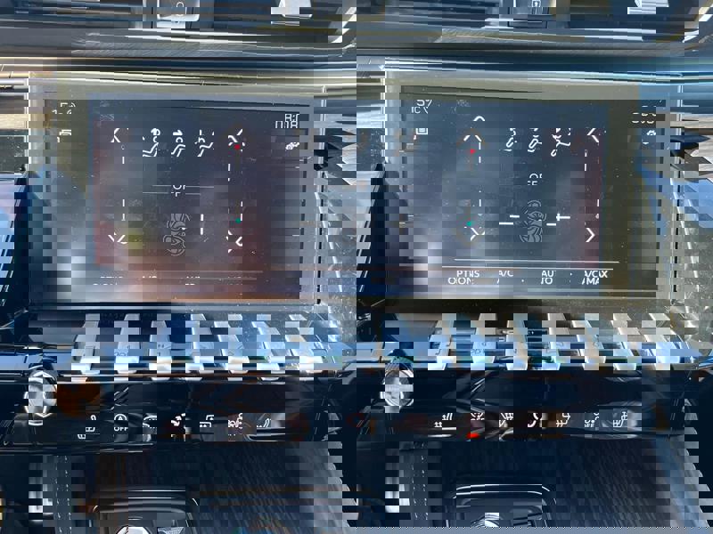 Image Peugeot 〵‸㈨㄰ⴸ⤾ 1.6 225 GT EAT8 Full leds Focal GPS Carplay Caméra Sièges cuir élec chauff à mémoires Régul adapt Cl